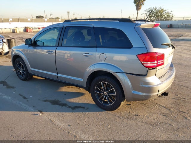 Dodge JOURNEY SE 2018 3C4PDCAB0JT241873 Image 3