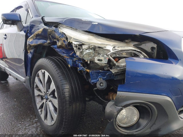 Subaru Outback 2.5i Touring 2017 4S4BSATC5H3296802 Image 6