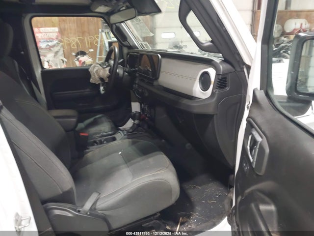 2024 JEEP WRANGLER 4XE 1C4RJXN63RW145246 Photo 4