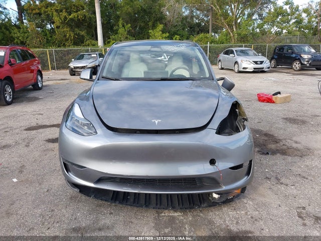 2025 TESLA MODEL Y 7SAYGDED6SA373498 Photo 5