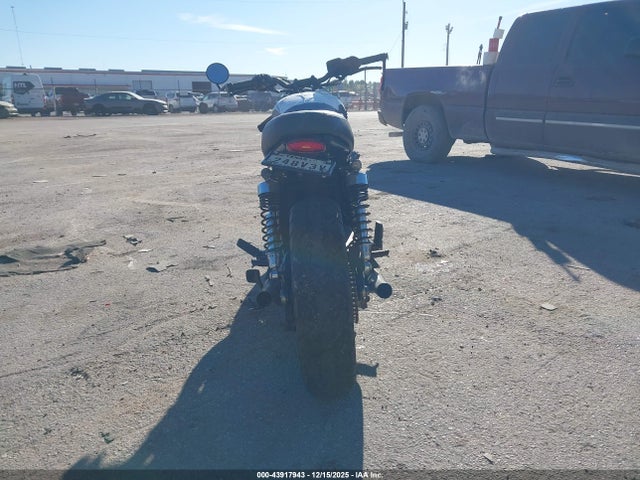 2017 TRIUMPH MOTORCYCLE BONNEVILLE SMTD40HL4HT796090 Photo 5