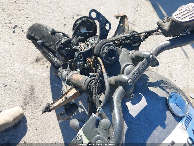 2017 TRIUMPH MOTORCYCLE BONNEVILLE SMTD40HL4HT796090 Photo 6