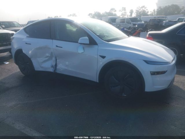 2026 TESLA MODEL Y 7SAYGDED2TF452610