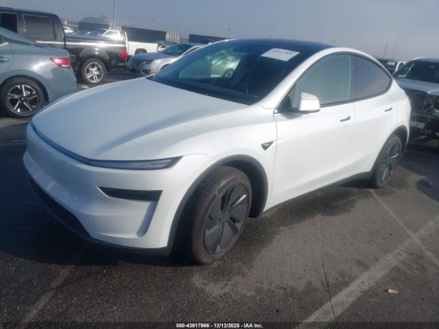 2026 TESLA MODEL Y 7SAYGDED2TF452610 Photo 1