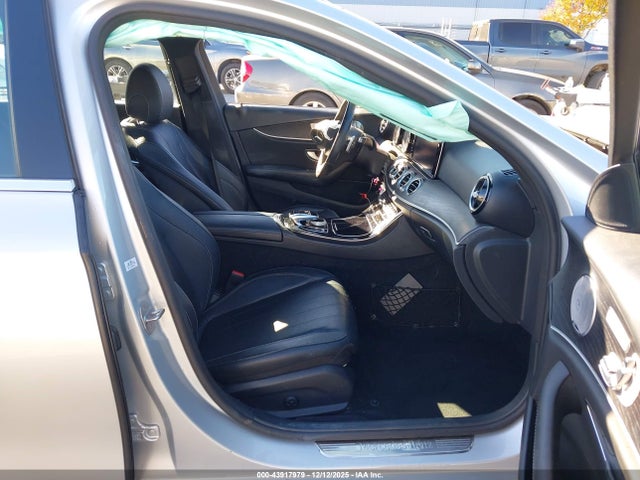 2017 MERCEDES-BENZ E 400 WDDZH6GB7HA160298 Photo 4