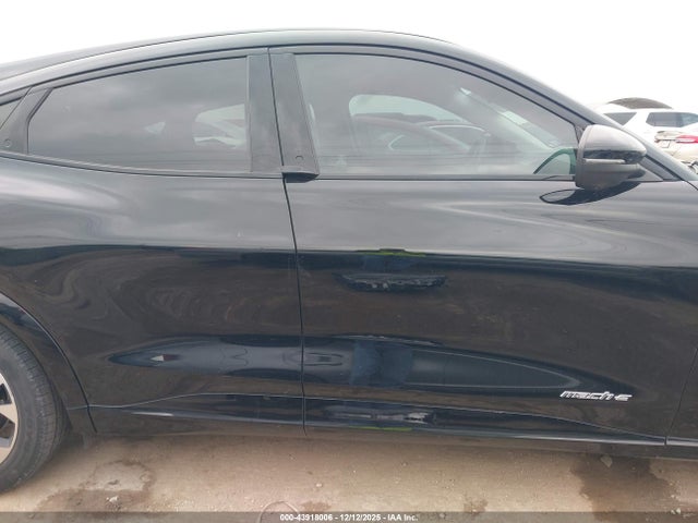 Ford Mustang Mach-e Premium 2022 3FMTK3RM7NMA41840 Image 14