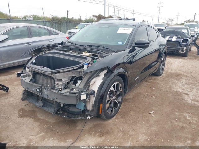 2022 FORD MUSTANG MACH-E 3FMTK3RM7NMA41840 Photo 1