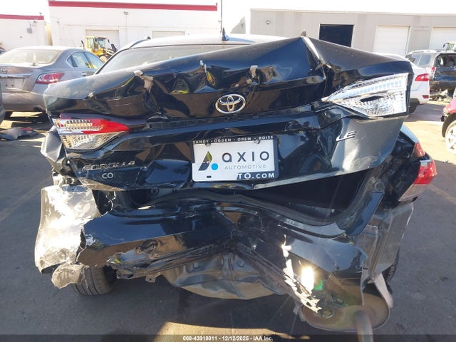 Toyota COROLLA LE 2022 JTDEPMAE6NJ224569 Image 6