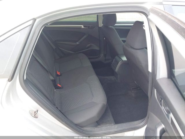 2016 VOLKSWAGEN PASSAT 1VWAS7A37GC056751 Photo 7
