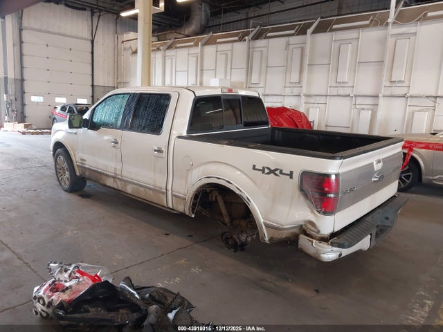 2011 FORD F-150 1FTFW1ET1BFC41695 Photo 2