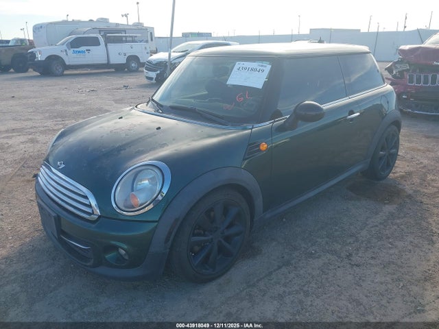 2012 MINI COOPER WMWSU3C52CT255254 Photo 1