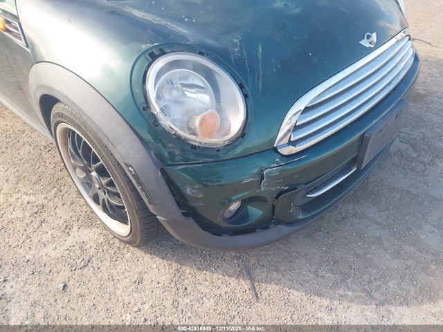 2012 MINI COOPER WMWSU3C52CT255254 Photo 5