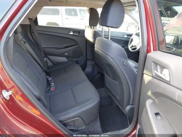 KM8J33AL4KU923952 Hyundai Tucson Night