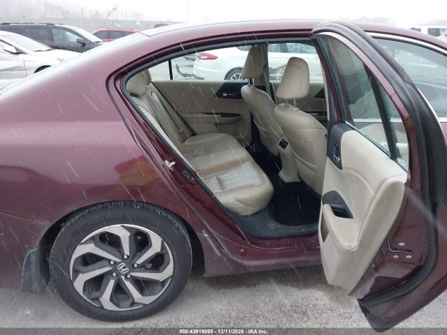 43918095 :رقم المزاد ، 1HGCR2F99HA034580 vin ، 2017 Honda Accord Ex-l مزاد بيع