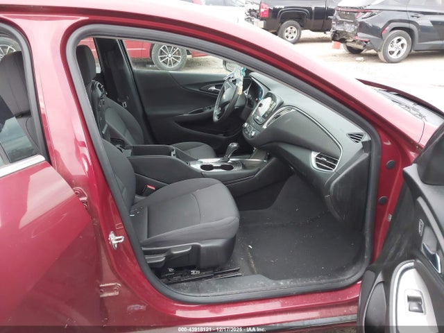 2017 CHEVROLET MALIBU 1G1ZE5ST5HF241311 Photo 4