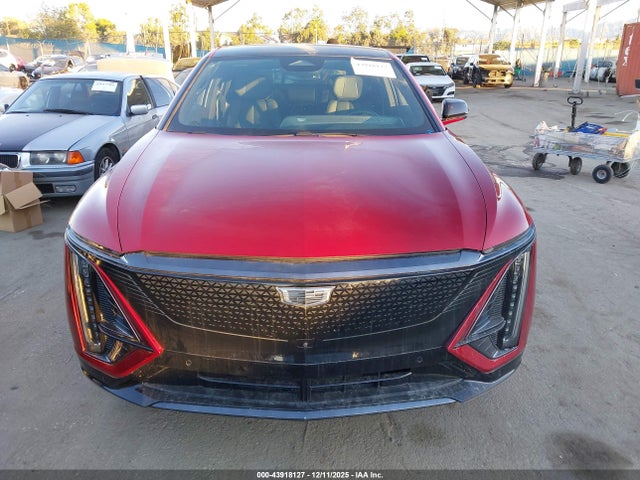 1GYKPTRK8RZ140231 Cadillac Lyriq Sport W/1sf