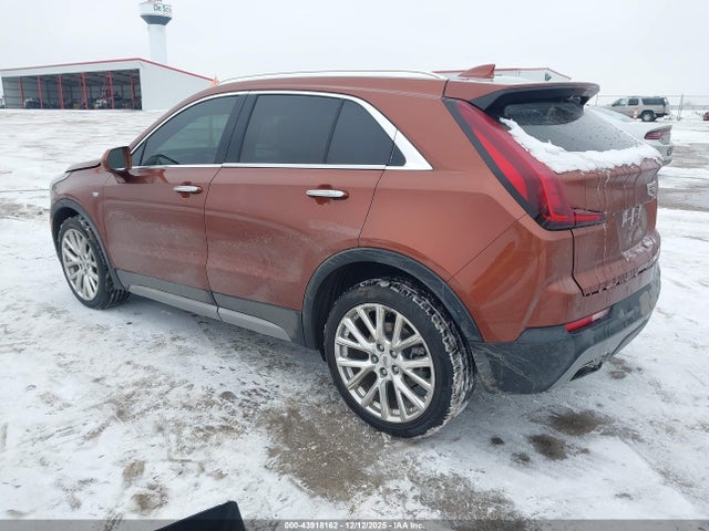 2020 CADILLAC XT4 1GYFZDR40LF130501 Photo 2