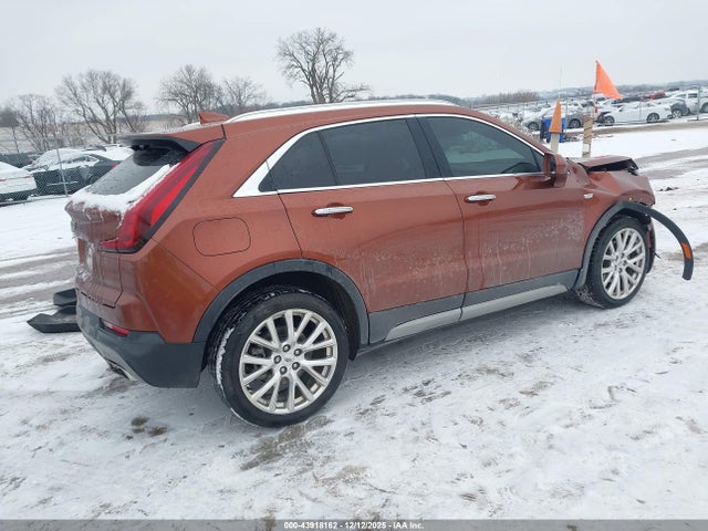 2020 CADILLAC XT4 1GYFZDR40LF130501 Photo 3