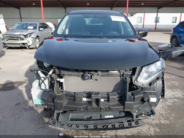 Nissan ROGUE S 2016 KNMAT2MT5GP732427 Image 13