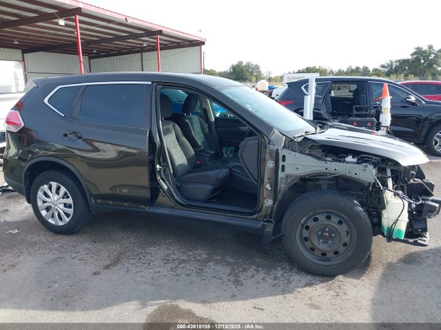 Nissan ROGUE S 2016 KNMAT2MT5GP732427 Image 14