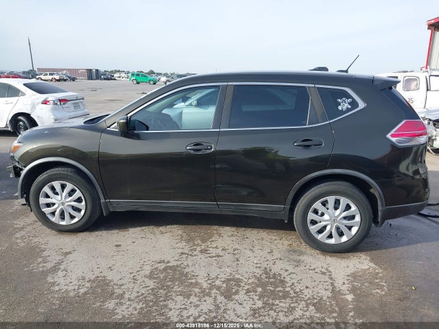 Nissan ROGUE S 2016 KNMAT2MT5GP732427 Image 15