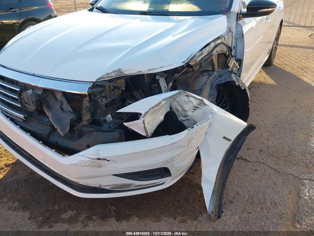 43918202 :رقم المزاد ، 1VWBA7A3XNC006771 vin ، 2022 Volkswagen Passat 2.0t Limited Edition مزاد بيع