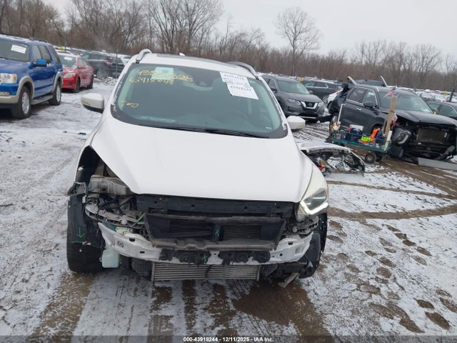 Ford Escape Titanium 2017 1FMCU9J91HUE31420 Image 12
