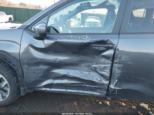 2025 SUBARU FORESTER JF2SLDDC3SH515818 Photo 5