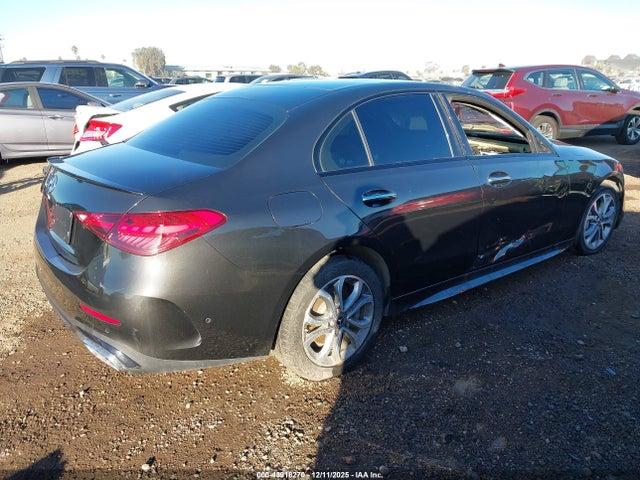 W1KAF4GBXPR136908 Mercedes-Benz C 300 Sedan
