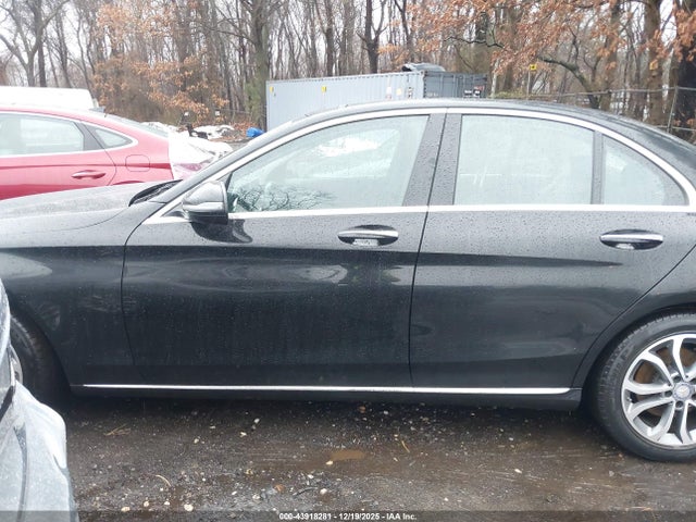 Auction sale of the 2016 Mercedes-benz C 300 4matic, vin: 55SWF4KB4GU169981, lot number: 43918281