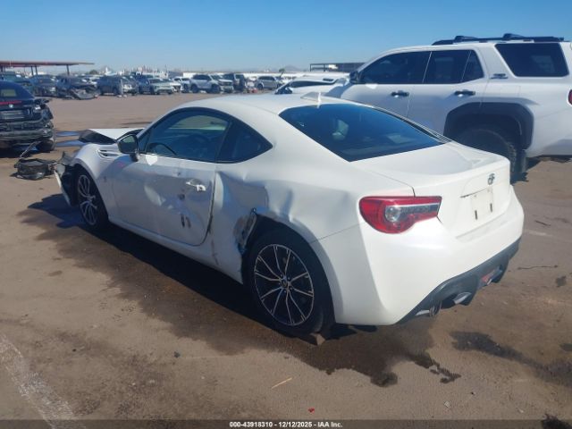 2019 TOYOTA 86 JF1ZNAA15K8700113 Photo 2