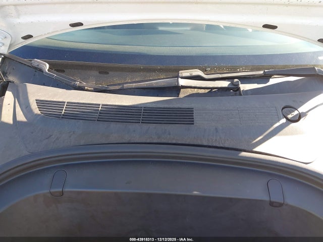 2018 TESLA MODEL 3 5YJ3E1EA0JF152997 Photo 9