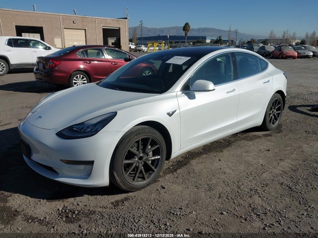 2018 TESLA MODEL 3 5YJ3E1EA0JF152997 Photo 1