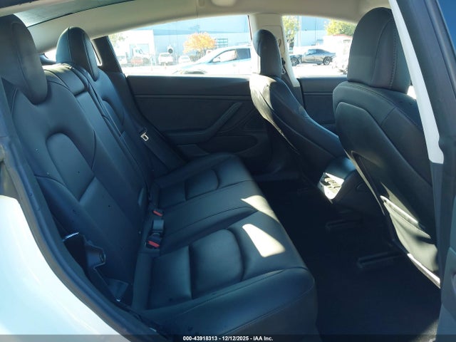 2018 TESLA MODEL 3 5YJ3E1EA0JF152997 Photo 7