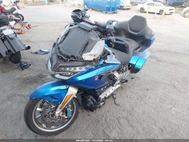 2022 HONDA GL1800 JH2SC7959NK400844 Photo 1