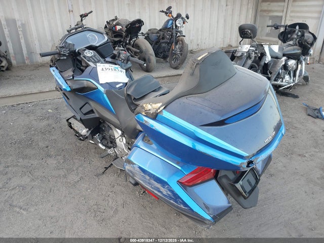 2022 HONDA GL1800 JH2SC7959NK400844 Photo 2