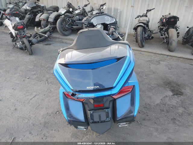 2022 HONDA GL1800 JH2SC7959NK400844 Photo 5
