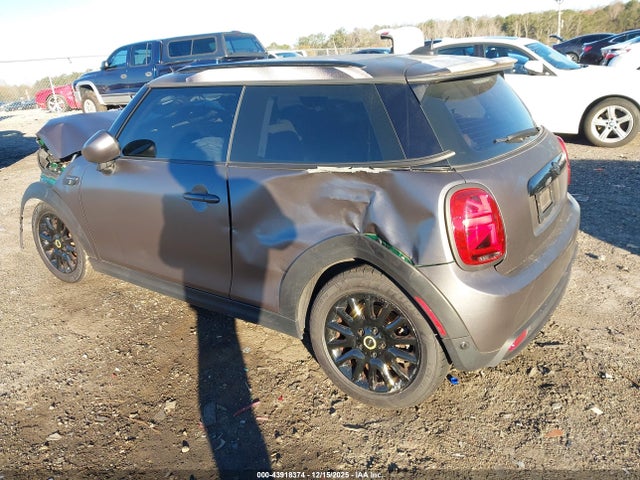 2022 MINI SE HARDTOP WMW13DJ04N2R05271 Photo 2