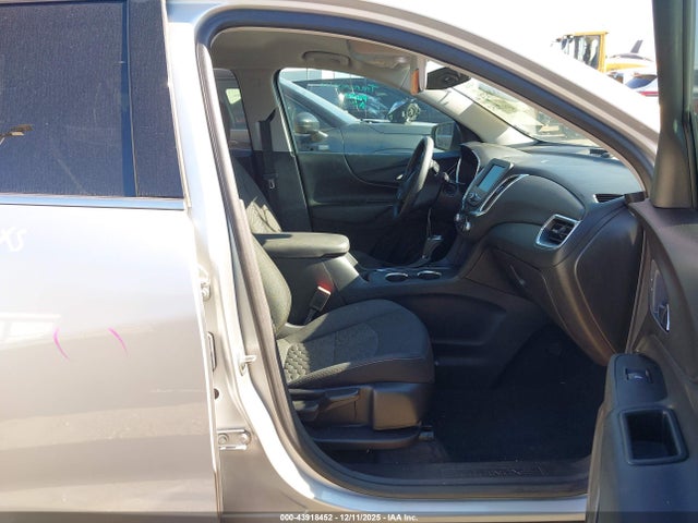 2019 CHEVROLET EQUINOX 3GNAXKEV7KL268914 Photo 4