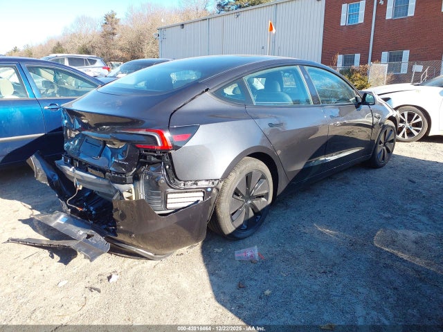 2025 TESLA MODEL 3 5YJ3E1EB6SF058293 Photo 3