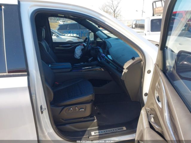 2024 CADILLAC ESCALADE 1GYS4HK98RR370848 Photo 4