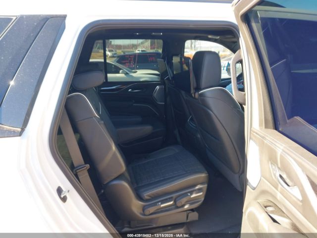2024 CADILLAC ESCALADE 1GYS4HK98RR370848 Photo 7