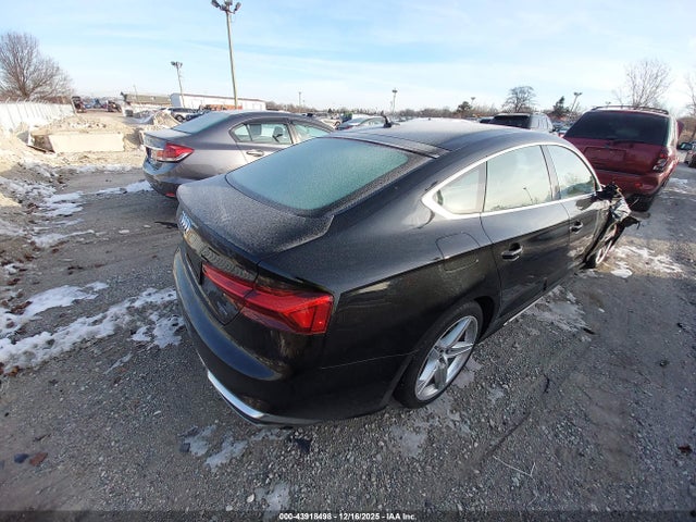 2022 AUDI A5 SPORTBACK WAUDACF57NA008808 Photo 3