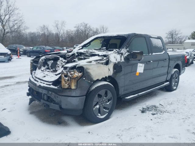 2022 FORD F-150 LIGHTNING 1FT6W1EV6NWG13585 Photo 1