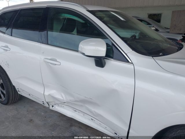 2021 VOLVO XC60 YV4102DL0M1809547 Photo 5
