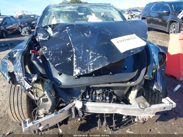 2025 Tesla Model Y Long Range Dual Motor Rear-wheel Drive მანქანა იყიდება აუქციონზე, vin: 7SAYGDED9SA358574, აუქციონის ნომერი: 43918610