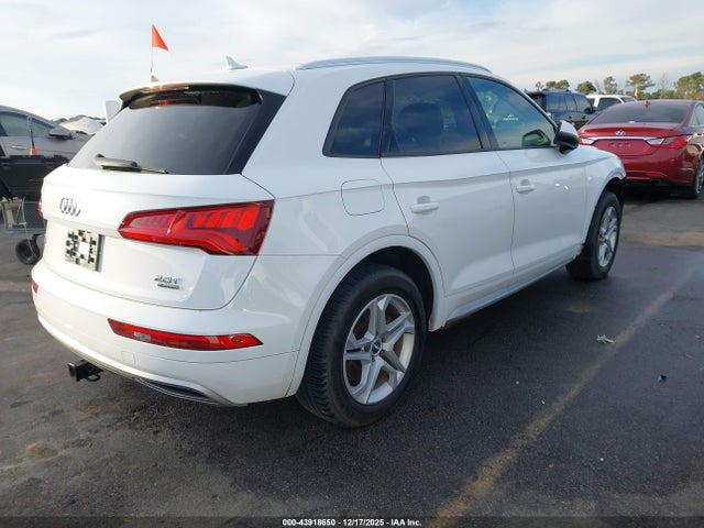 2018 Audi Q5 2.0t Premium/2.0t Tech Premium მანქანა იყიდება აუქციონზე, vin: WA1ANAFY5J2004506, აუქციონის ნომერი: 43918650