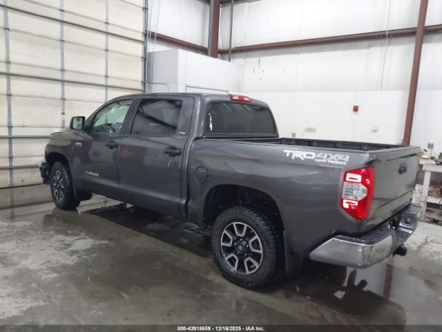 2018 TOYOTA TUNDRA 5TFDY5F15JX706784 Photo 2