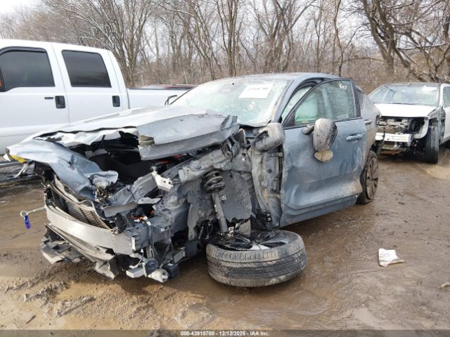 2023 VOLVO C40 RECHARGE PURE ELECTRIC YV4ED3GL9P2053657 Photo 1