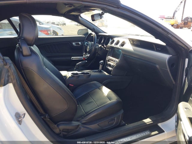 Продажа на аукционе авто 2020 Ford Mustang Ecoboost Premium, vin: 1FATP8UH5L5114502, номер лота: 43918739